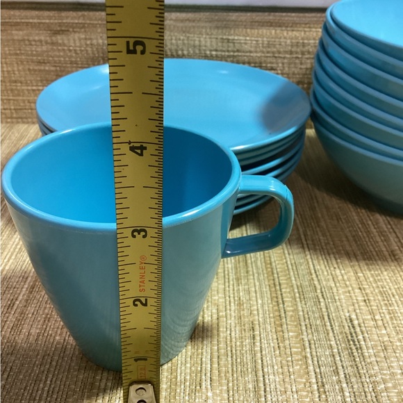 Vintage Melamine Vibrant Blue Dinnerware Set Bowls Dessert Plates ,Mugs - Picture 8 of 9